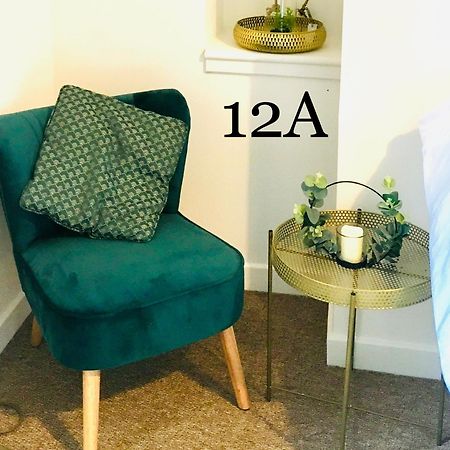 Flat 12A - Central, Modern, Bright Apartment With Free Wifi Oban Esterno foto