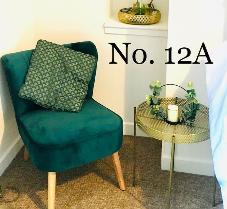 Flat 12A - Central, Modern, Bright Apartment With Free Wifi Oban Esterno foto