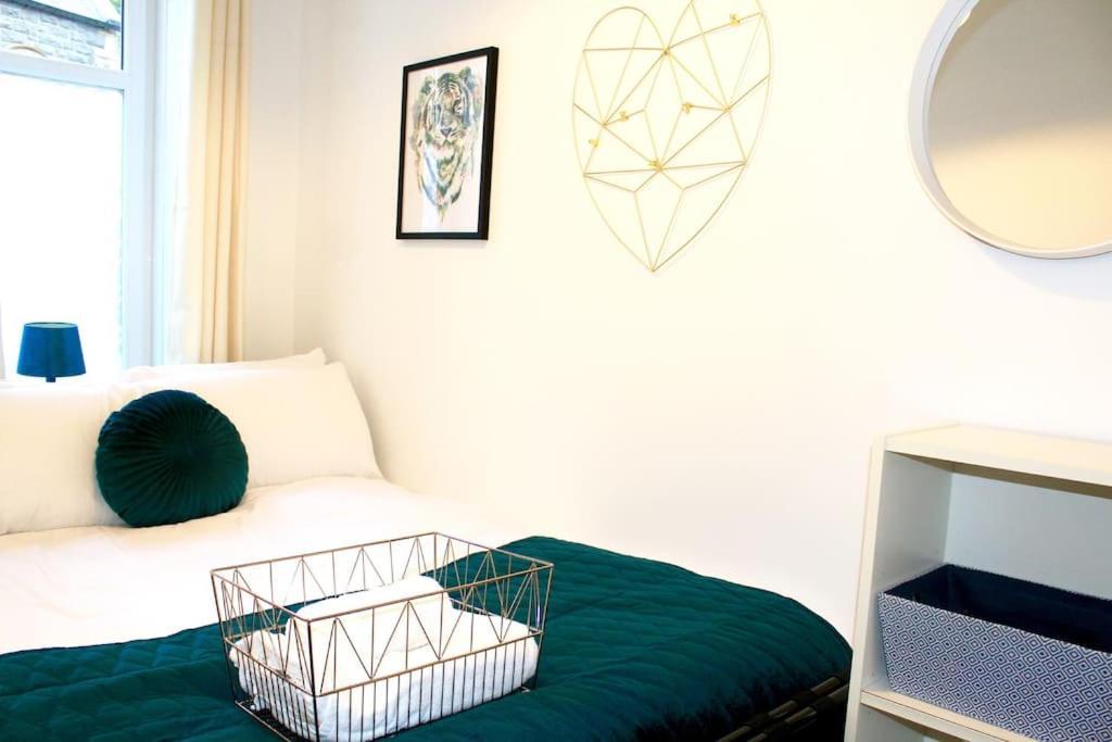 Flat 12A - Central, Modern, Bright Apartment With Free Wifi Oban Esterno foto