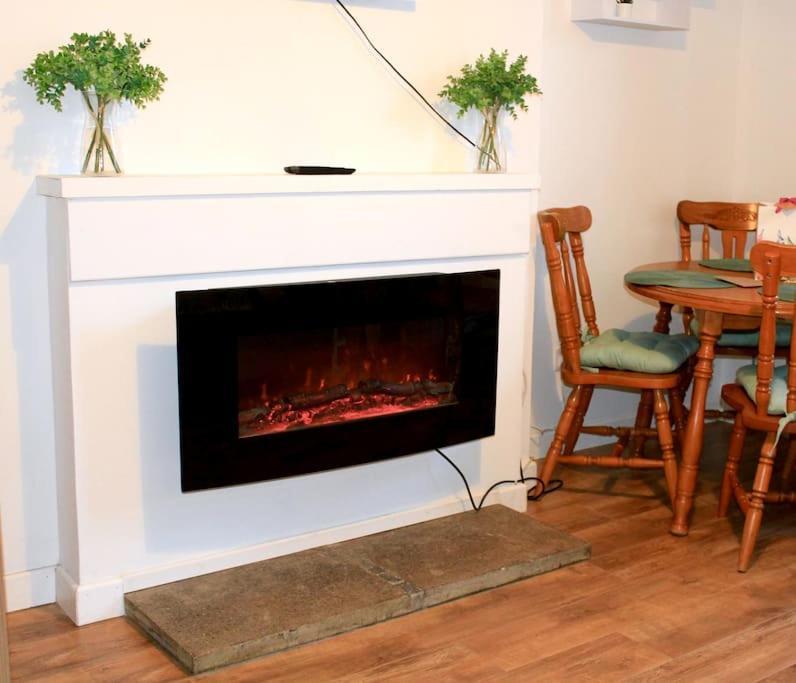 Flat 12A - Central, Modern, Bright Apartment With Free Wifi Oban Esterno foto