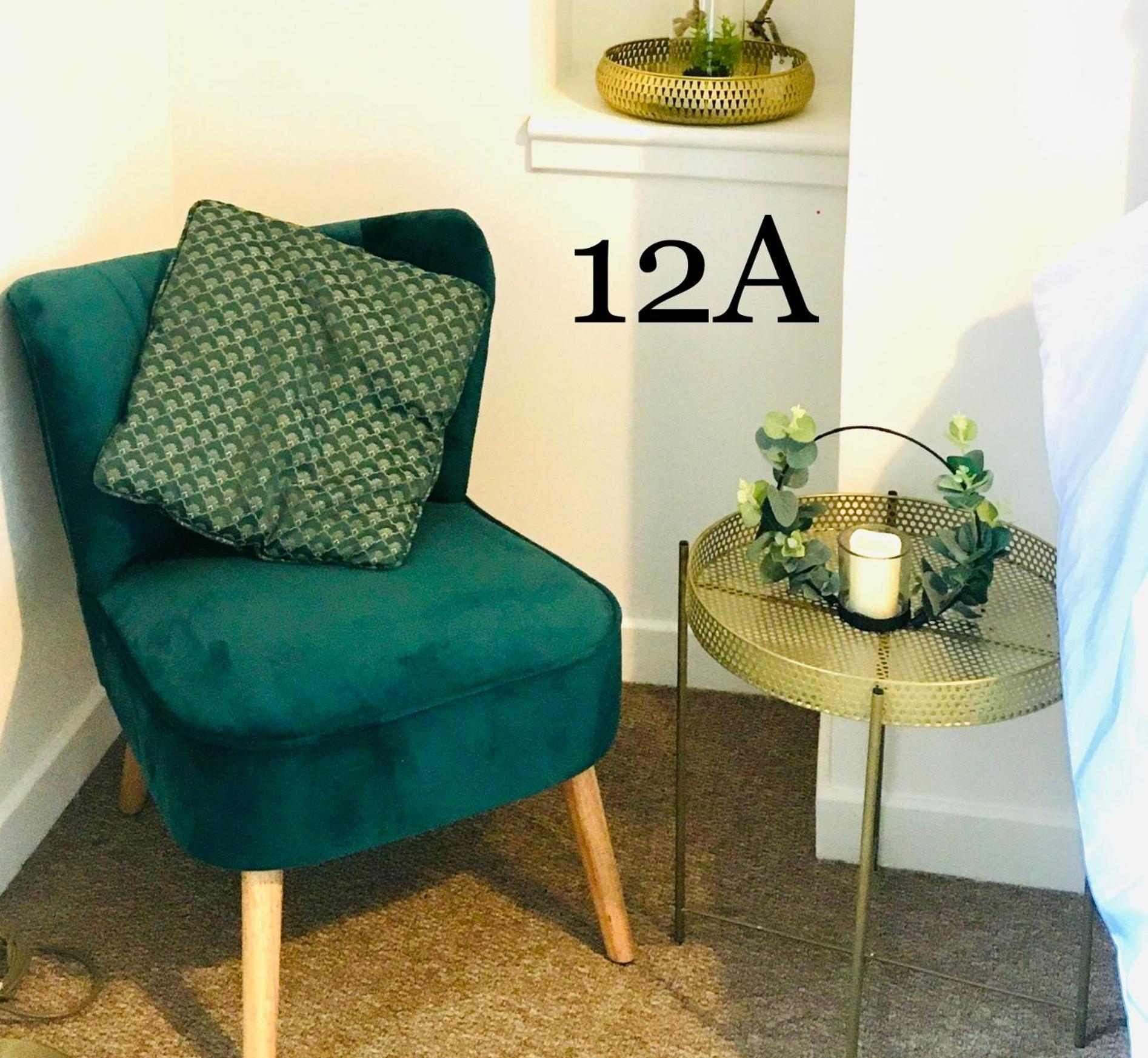 Flat 12A - Central, Modern, Bright Apartment With Free Wifi Oban Esterno foto